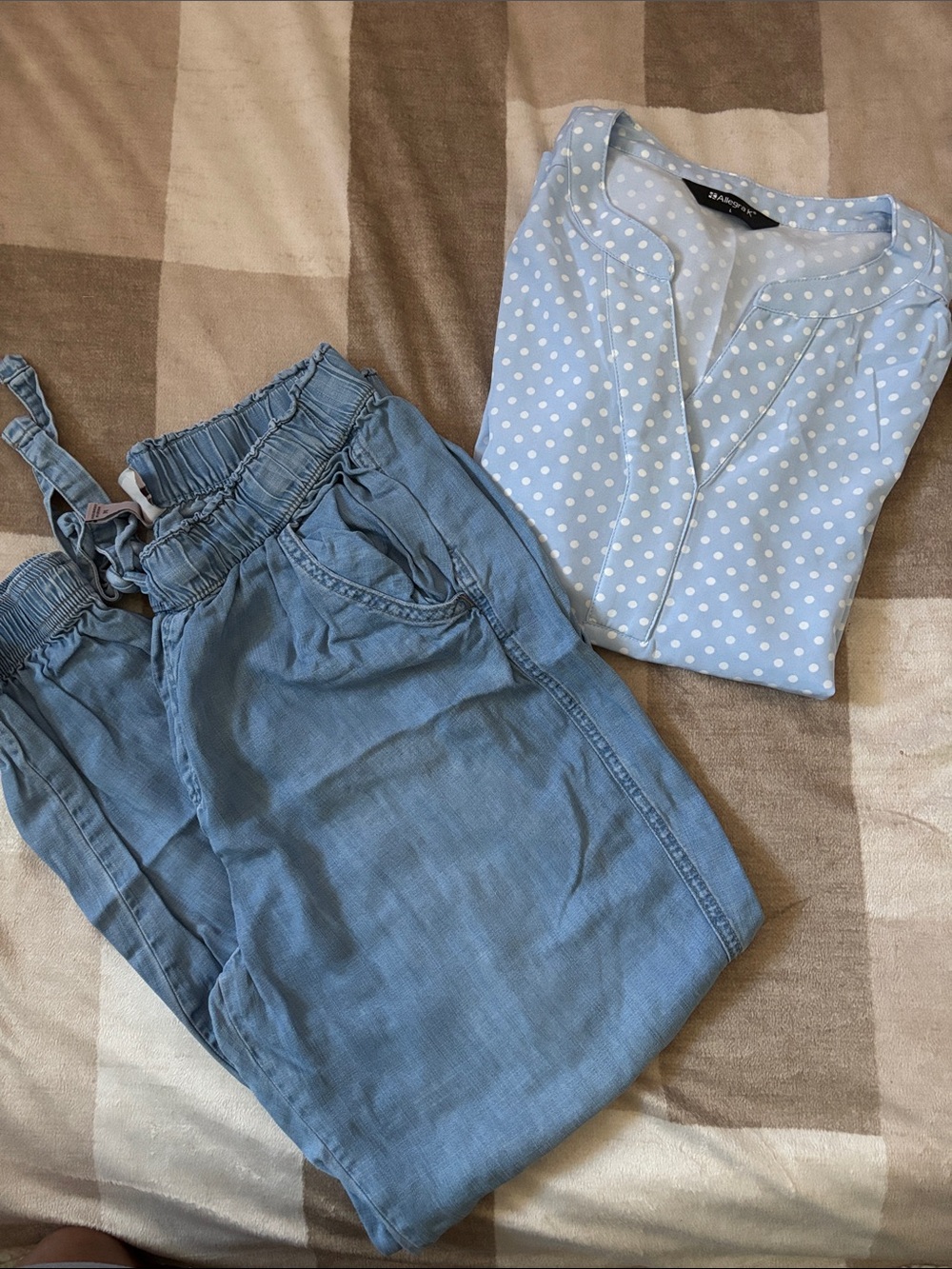 Blue Polka Dot Blouse and Light Denim Joggers Set